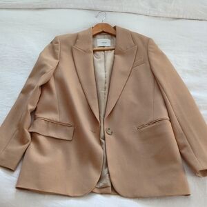 Tan oversized blazer